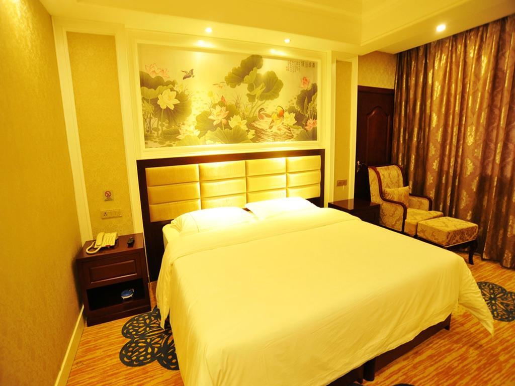 New West Street Hotel - Grand Wing Yangshuo Quarto foto